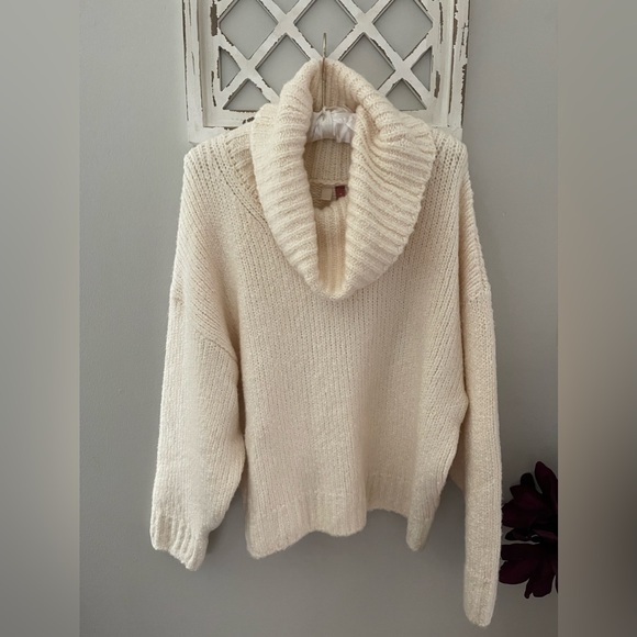 Anthropologie Pilcro Wide Turtleneck  Sweater In Cream/Ivory Size M - Picture 4 of 16